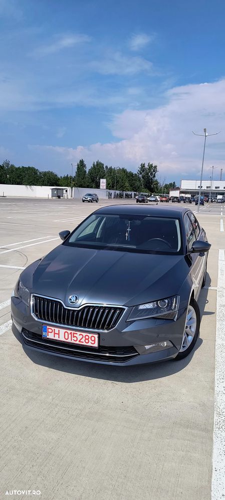 Skoda Superb 2.0 TDI DSG Style - 13