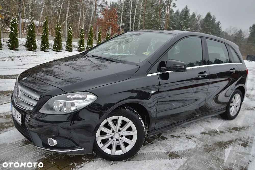 Mercedes-Benz Klasa B 180 BlueEFFICIENCY Edition - 12