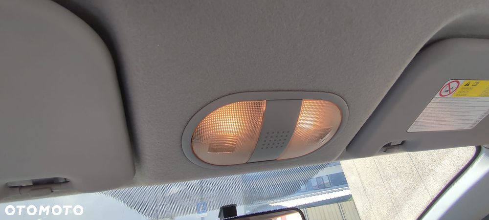 Mitsubishi Colt 1.3 Inform - 21