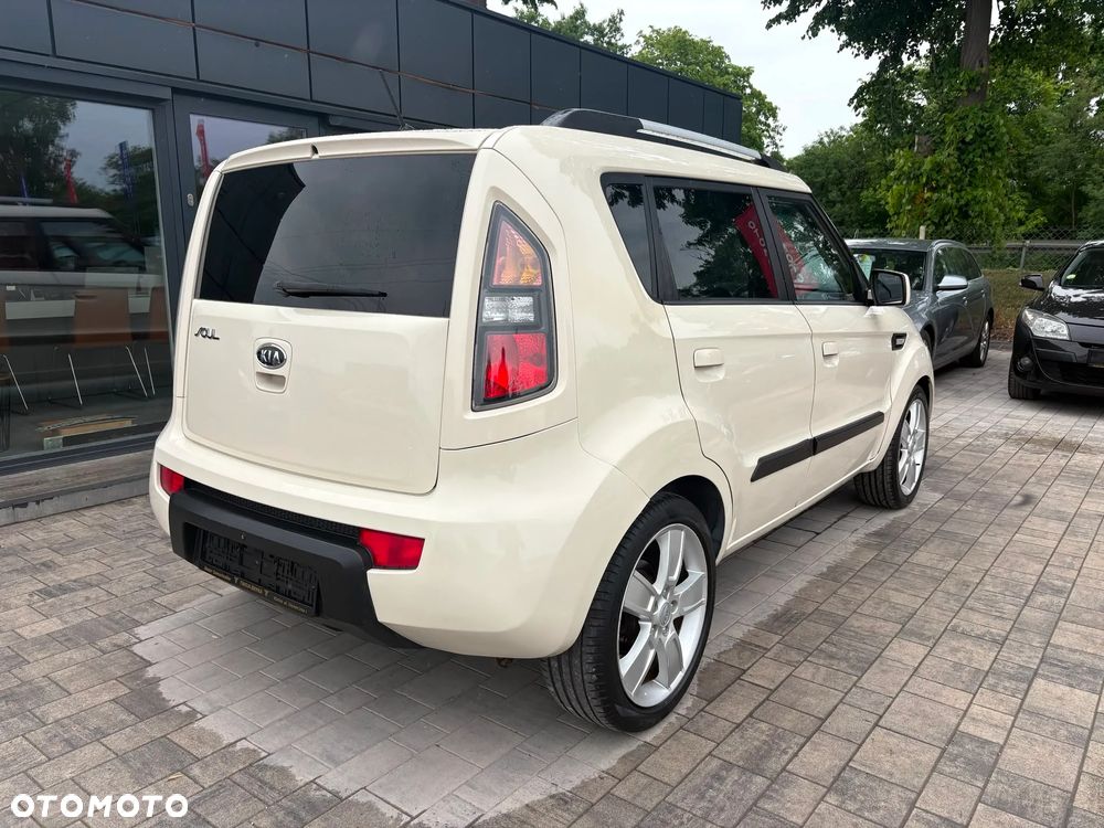 Kia Soul 1.6 L - 3