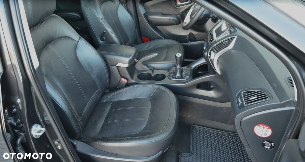 Hyundai ix35 - 16