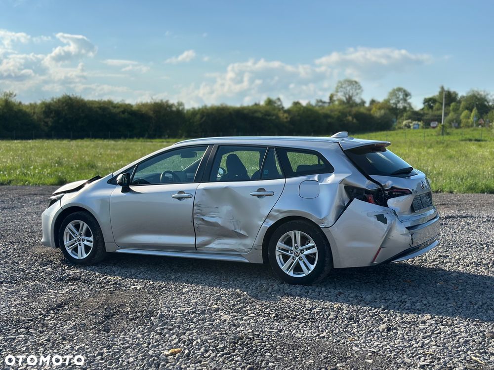 Toyota Corolla - 11