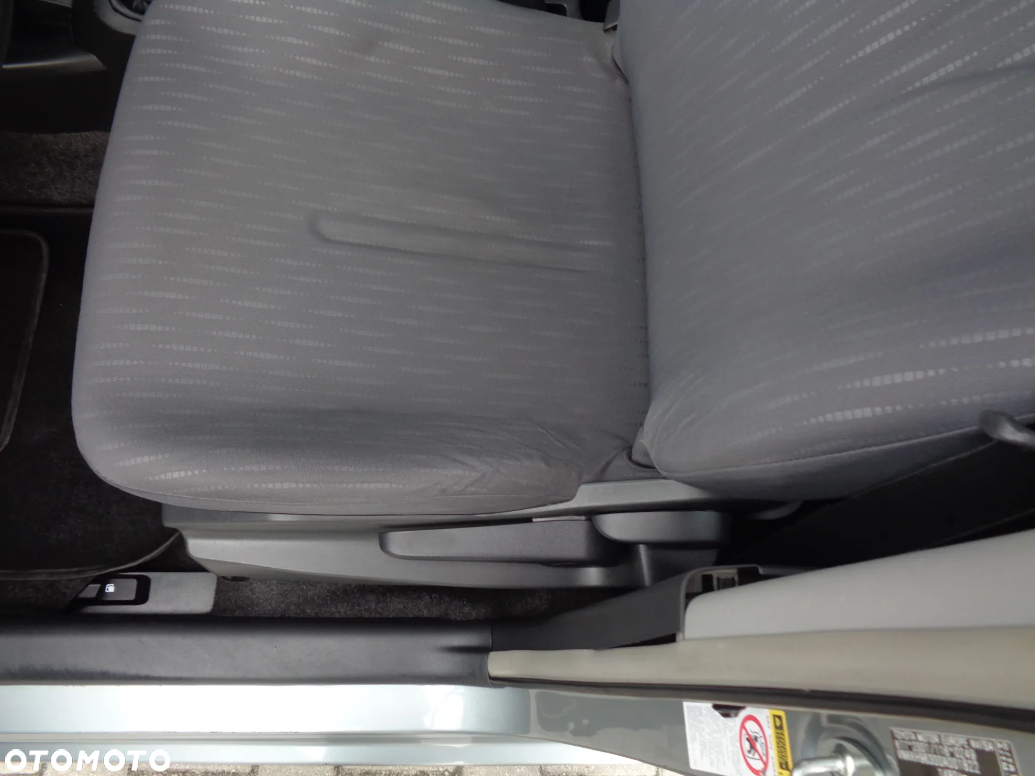 Toyota Yaris 1.33 Prestige - 15