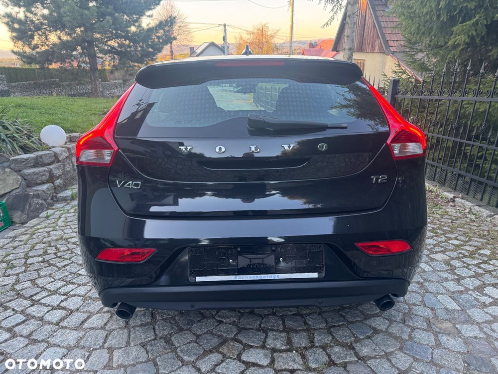 Volvo V40 T2 You - 12