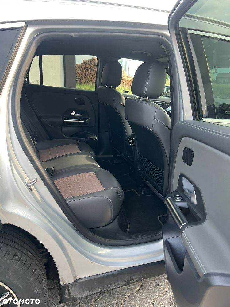 Mercedes-Benz EQA 250 66.5kWh Electric Art - 19