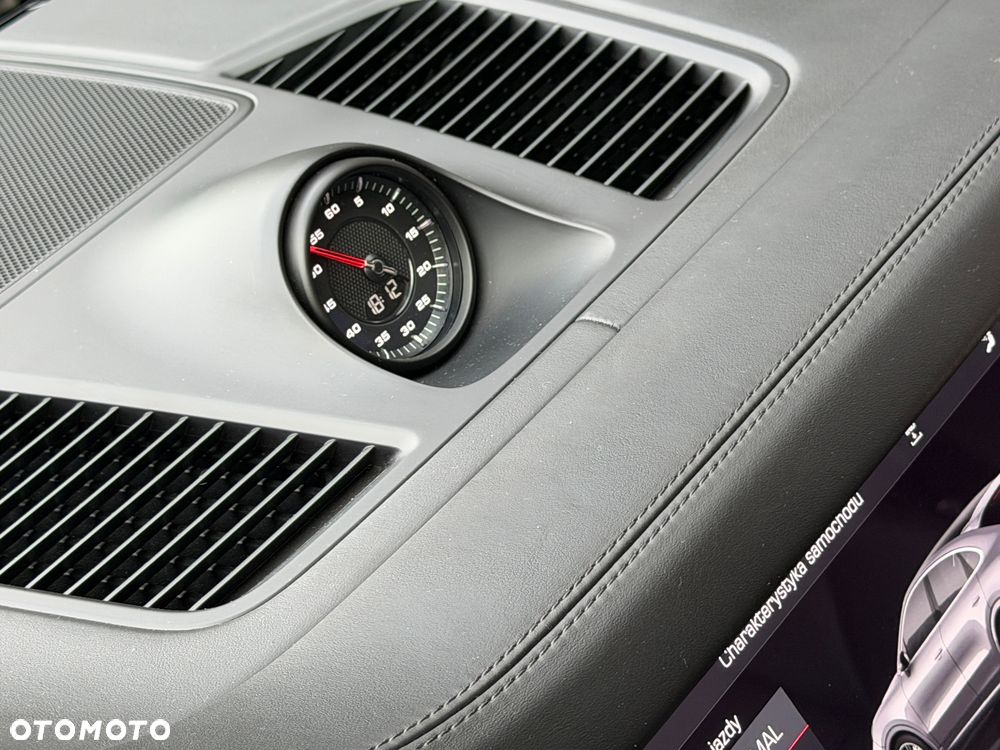 Porsche Cayenne Turbo - 30