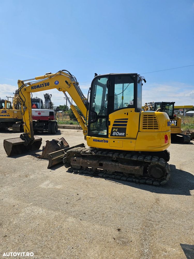 Komatsu PC80 MR5-eo midiexcavator excavator pe senile miniexcavator compact - 3