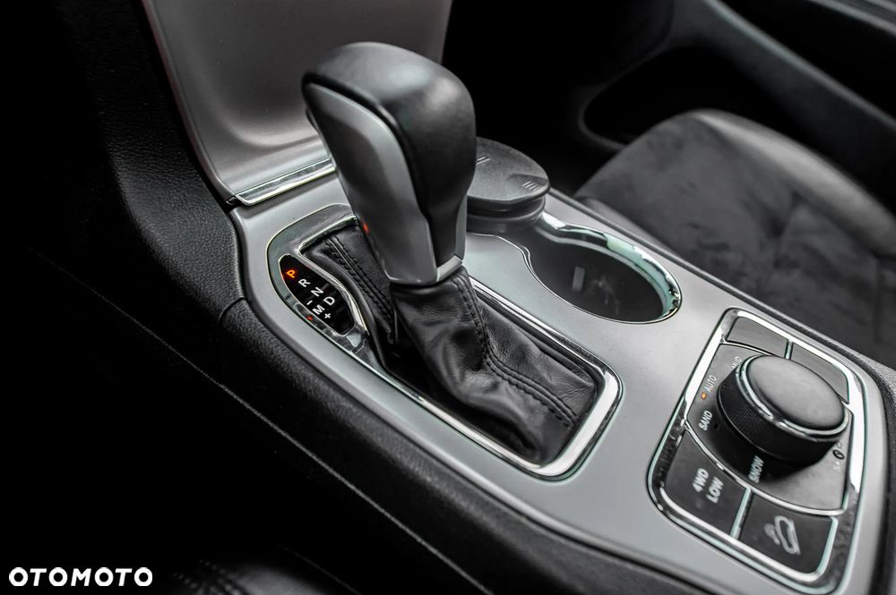 Jeep Grand Cherokee 3.0 CRD Overland - 28