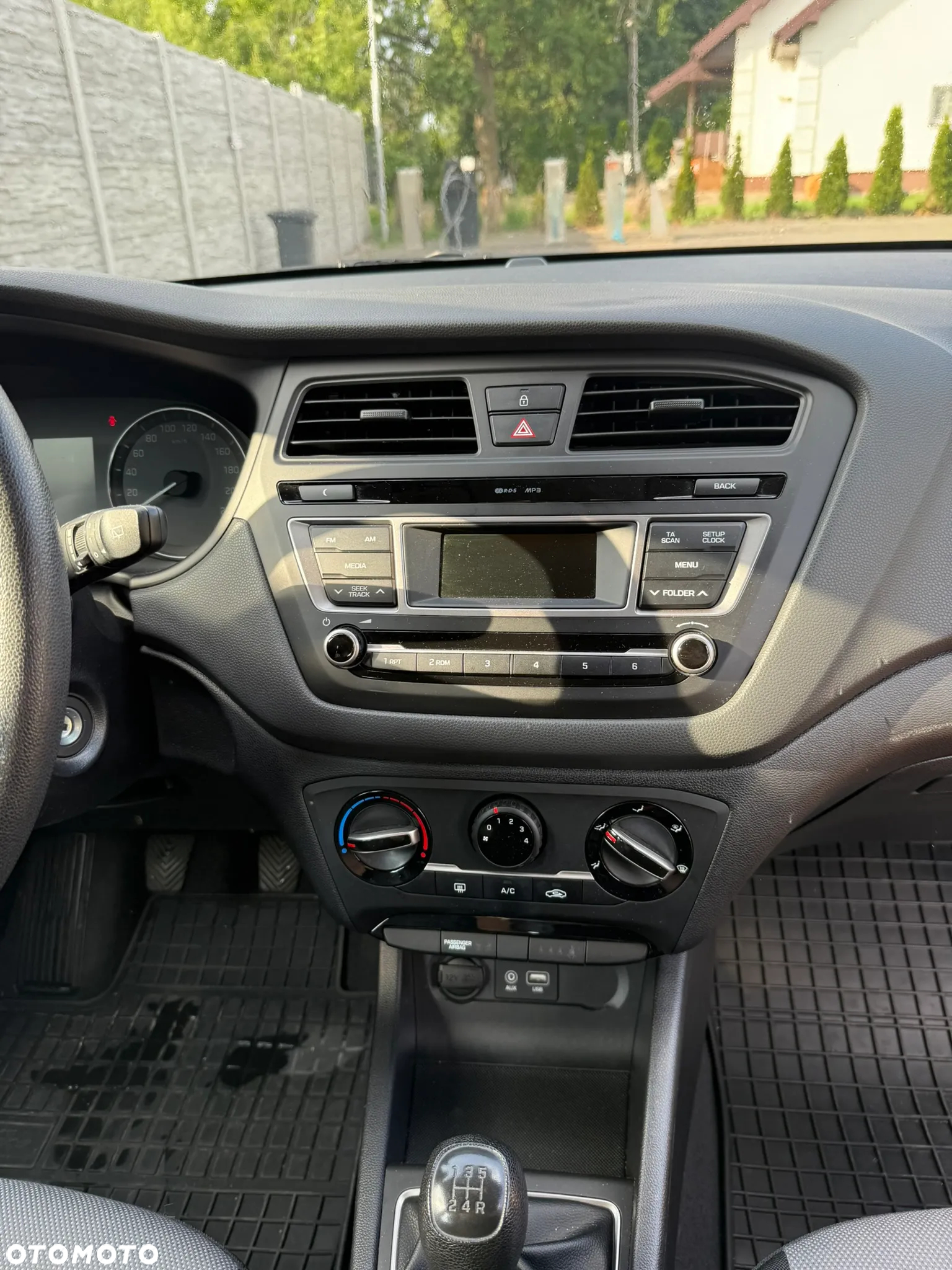 Hyundai i20 1.2 Classic + - 10
