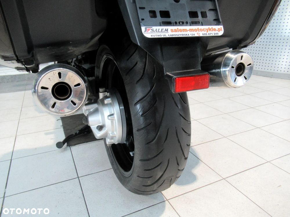 Yamaha FJR - 20
