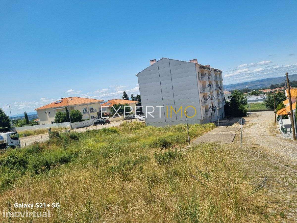 Dois Lotes urbanos para 24 (8+16) apartamentos, em zona premium de... - Grande imagem: 5/23