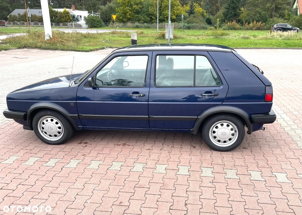 Volkswagen Golf 1.6 GL TDLLK TD - 17