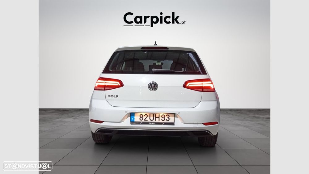 VW Golf 1.0 TSI Confortline DSG - 4