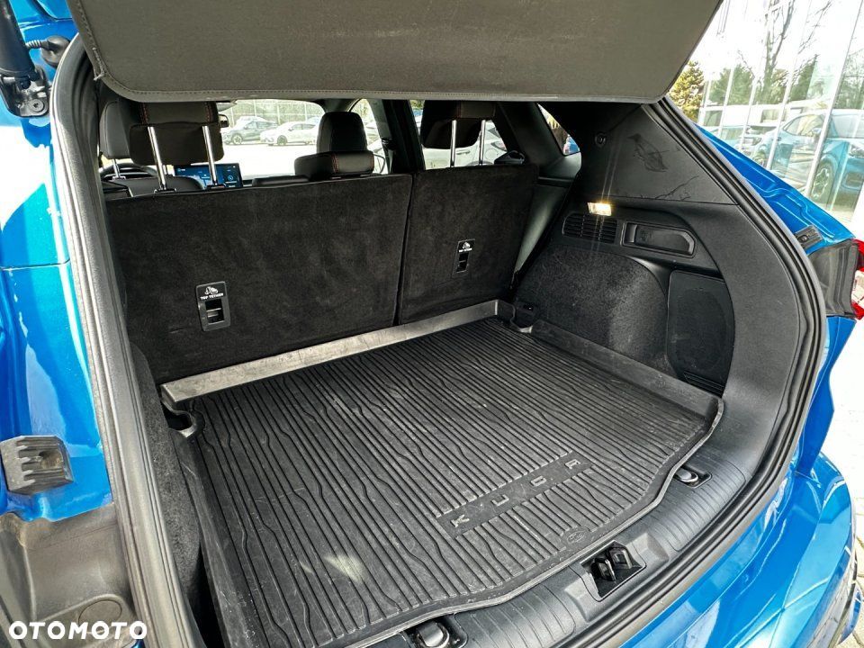 Ford Kuga - 27