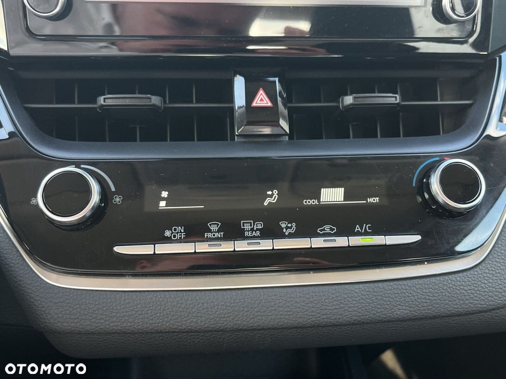 Toyota Corolla 1.6 Active - 21