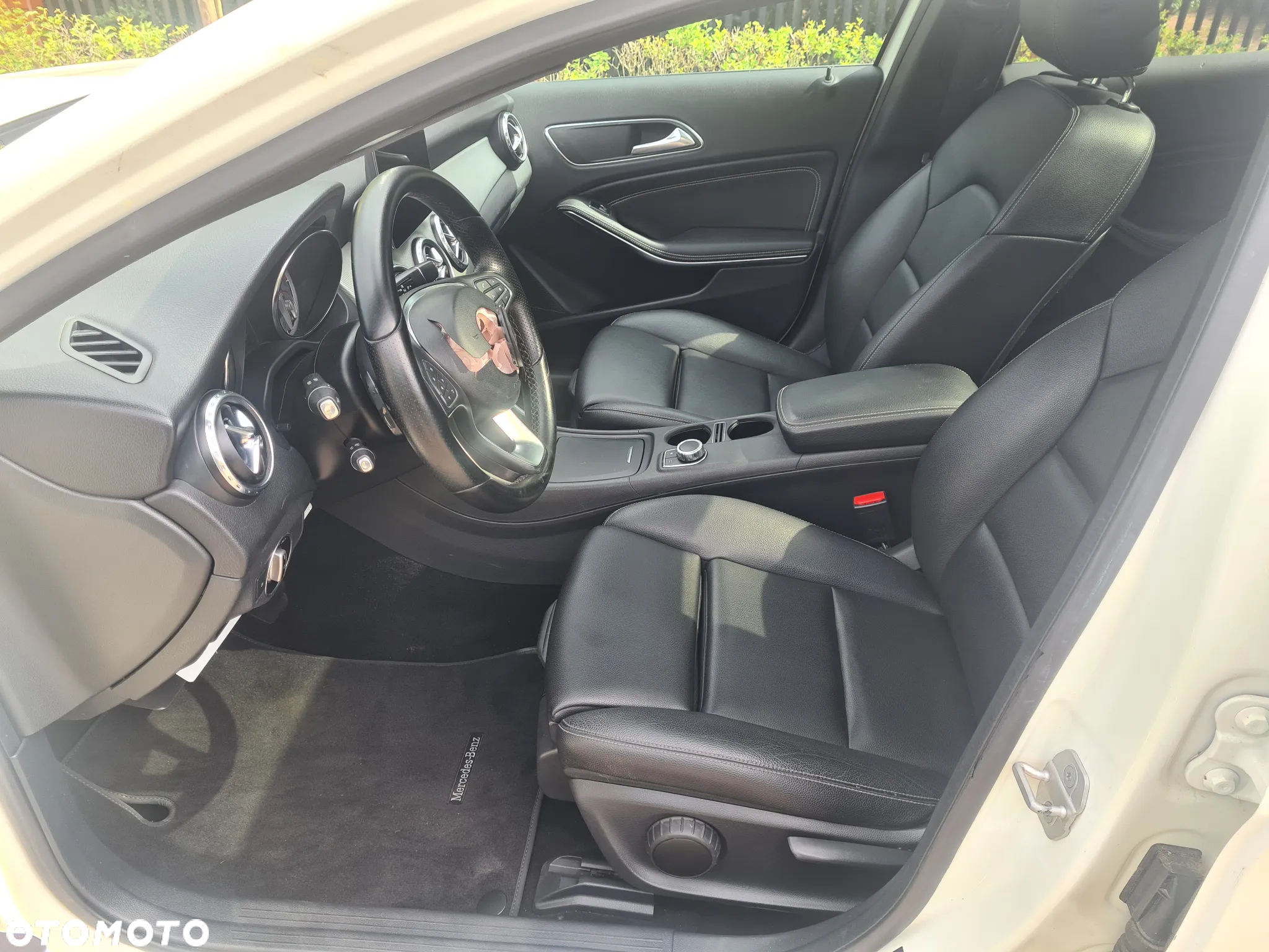 Mercedes-Benz GLA 200 d 7G-DCT Activity Edition - 11