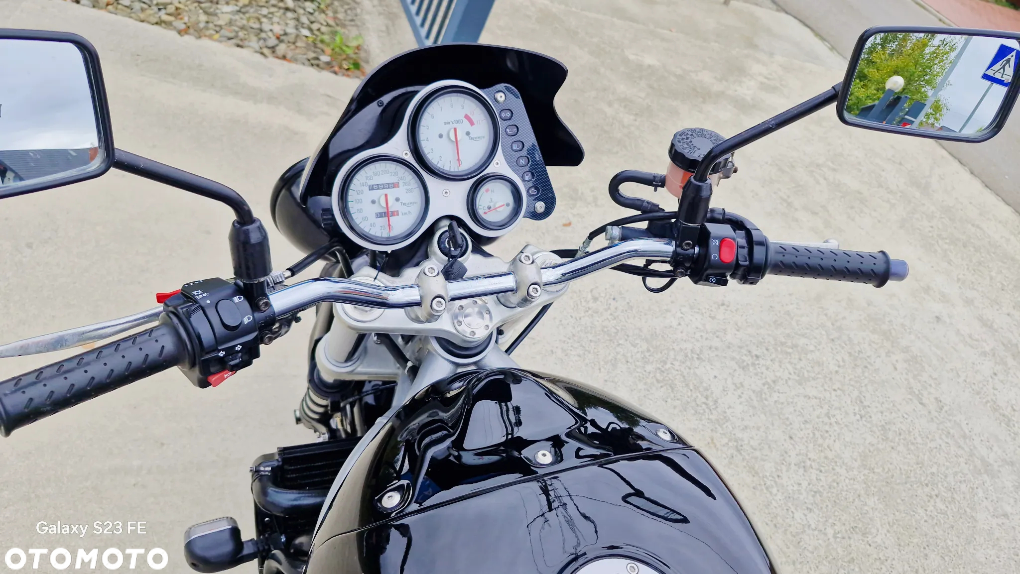 Triumph Speed Triple - 20