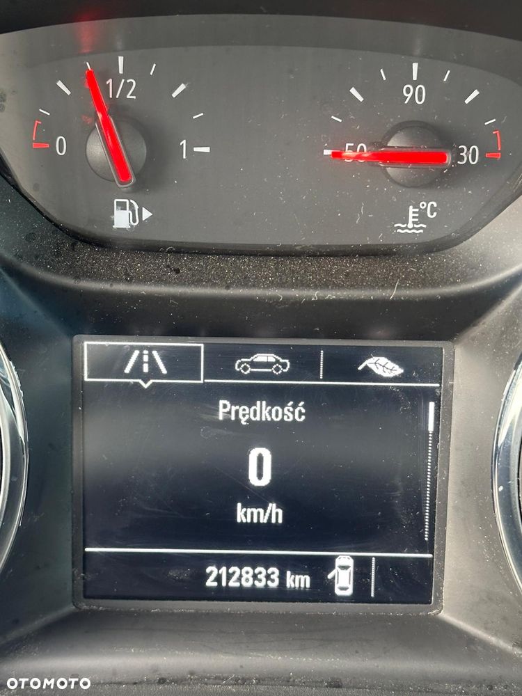 Opel Astra 1.6 CDTI Dynamic S&S - 7
