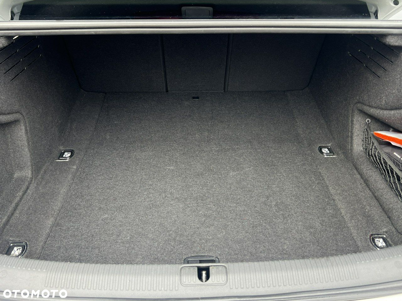 Audi A4 - 28