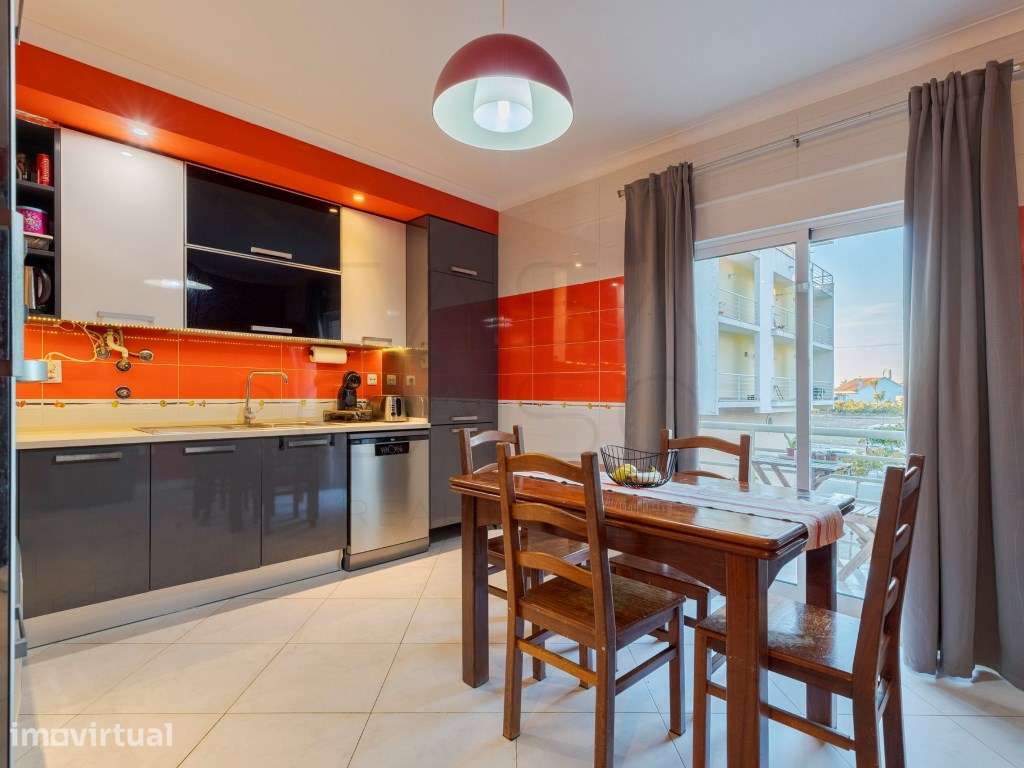 Espaçoso Apartamento T4 com 194 m² e Arrecadação de 22 m² - Bairro ... - Grande imagem: 5/25
