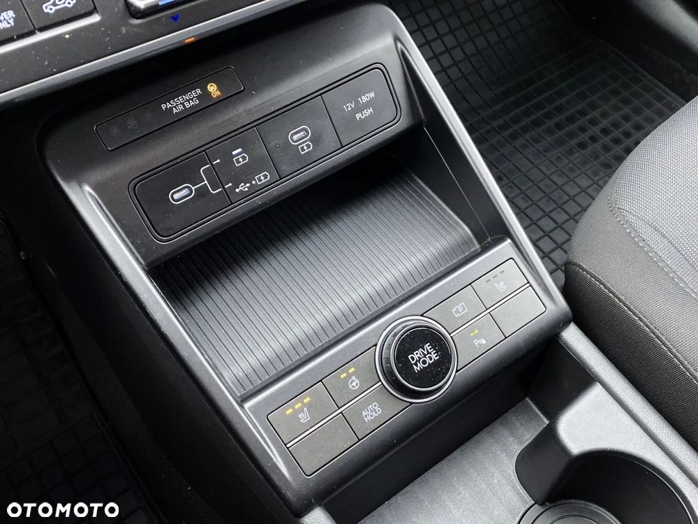 Hyundai Kona 1.6 GDI Hybrid Smart DCT - 16