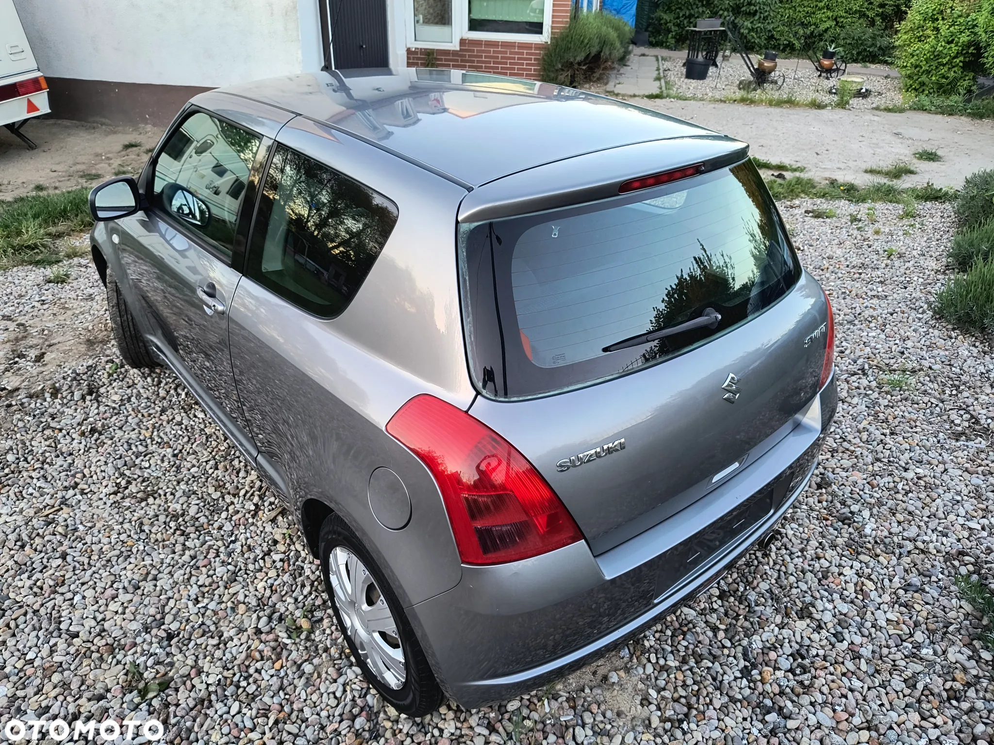 Suzuki Swift - 13
