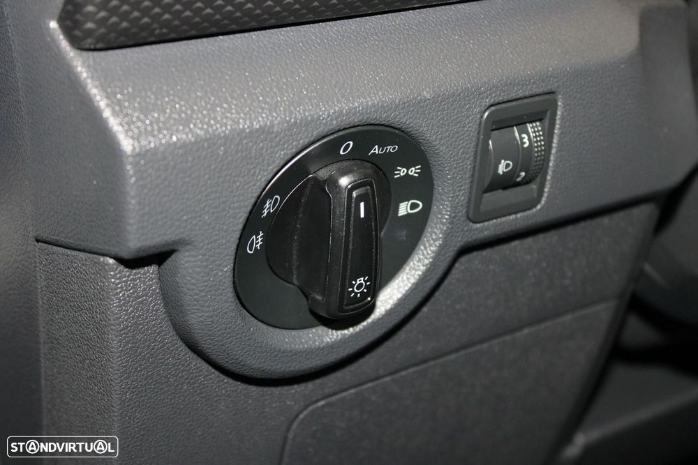 VW T-Cross 1.0 TSI Life - 11