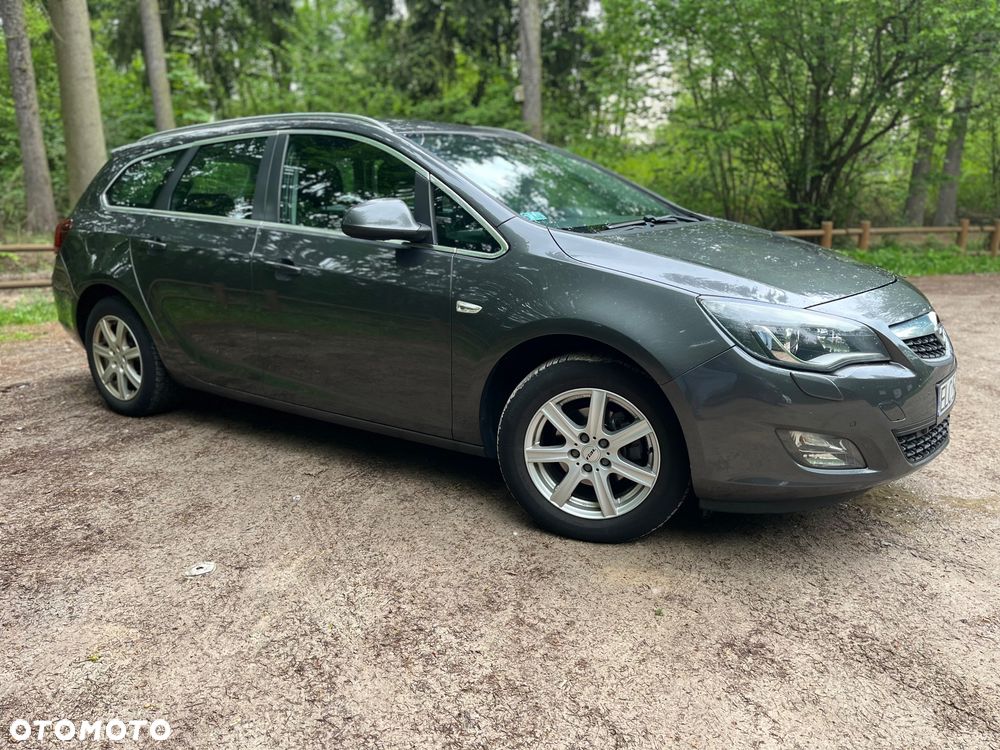 Opel Astra 1.4 Turbo - 10