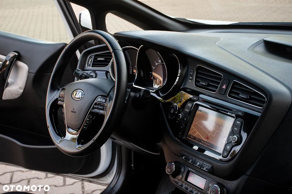 Kia ProCeed 1.6 GDI DCT Spirit - 28