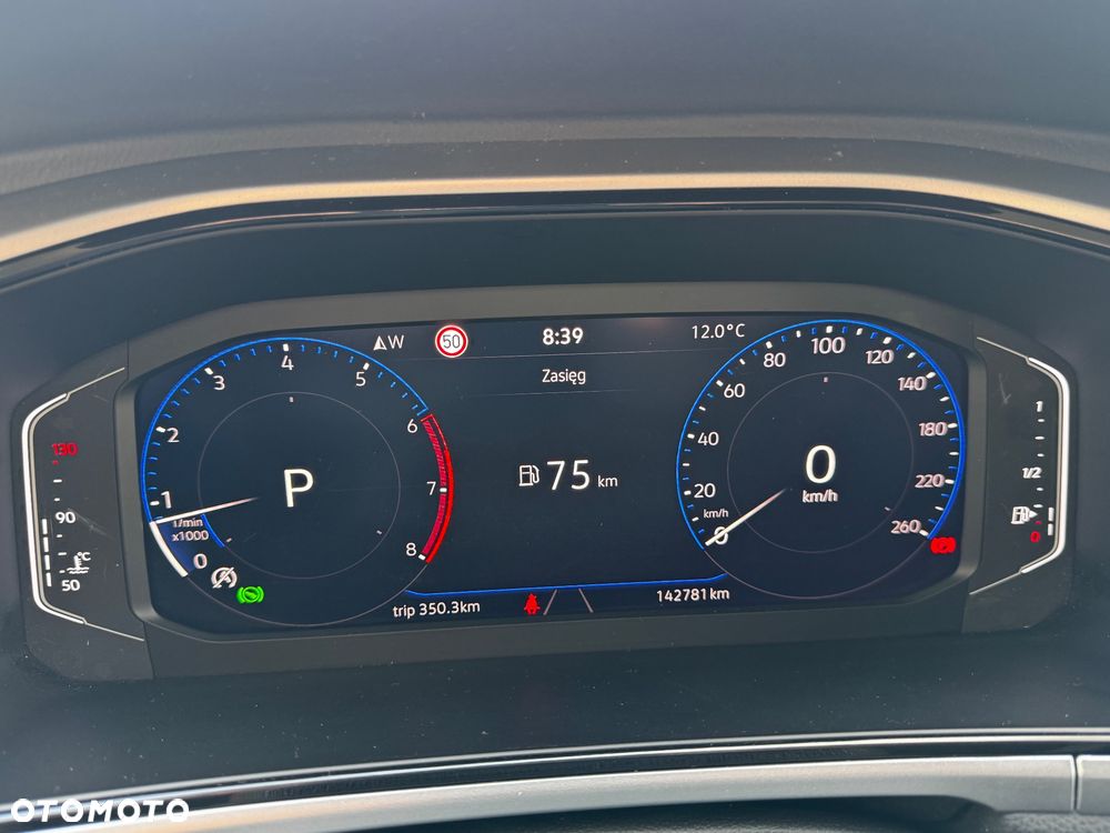 Volkswagen T-Roc 1.5 TSI ACT OPF DSG IQ.DRIVE - 25