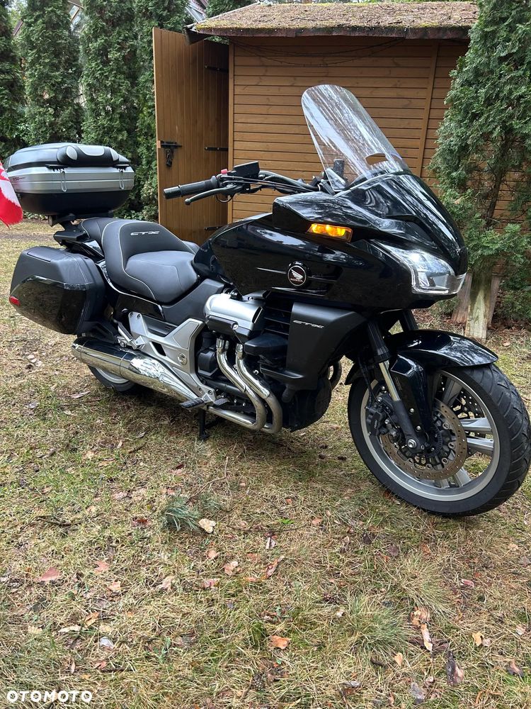 Honda CTX - 1