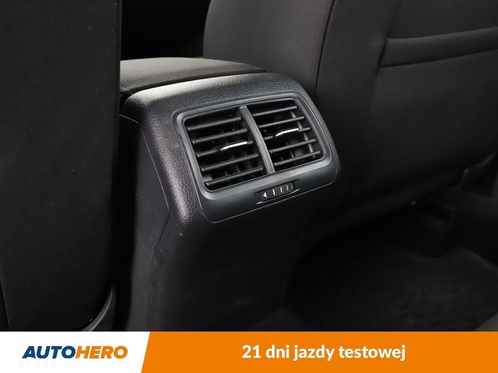 Volkswagen Golf VII 1.4 TSI BMT Comfortline - 32