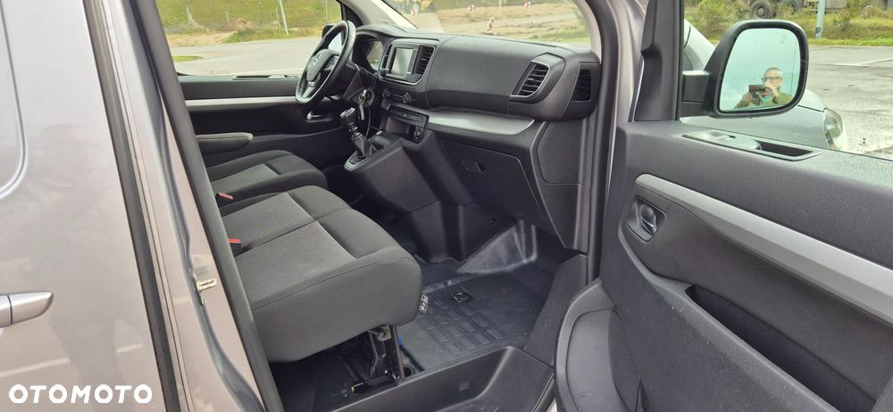 Opel Vivaro - 26