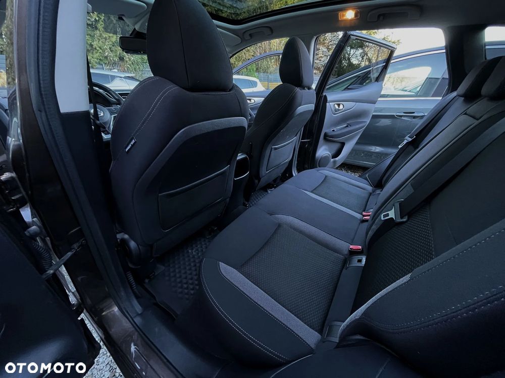 Nissan Qashqai 1.2 DIG-T N-Connecta EU6 - 22