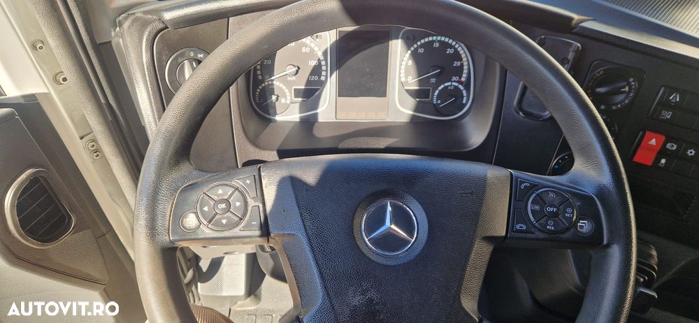 Mercedes-Benz ATEGO - 7