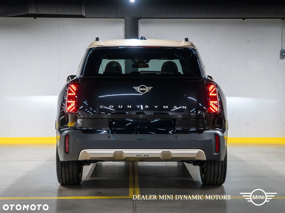 MINI Countryman C Favoured Trim - 6