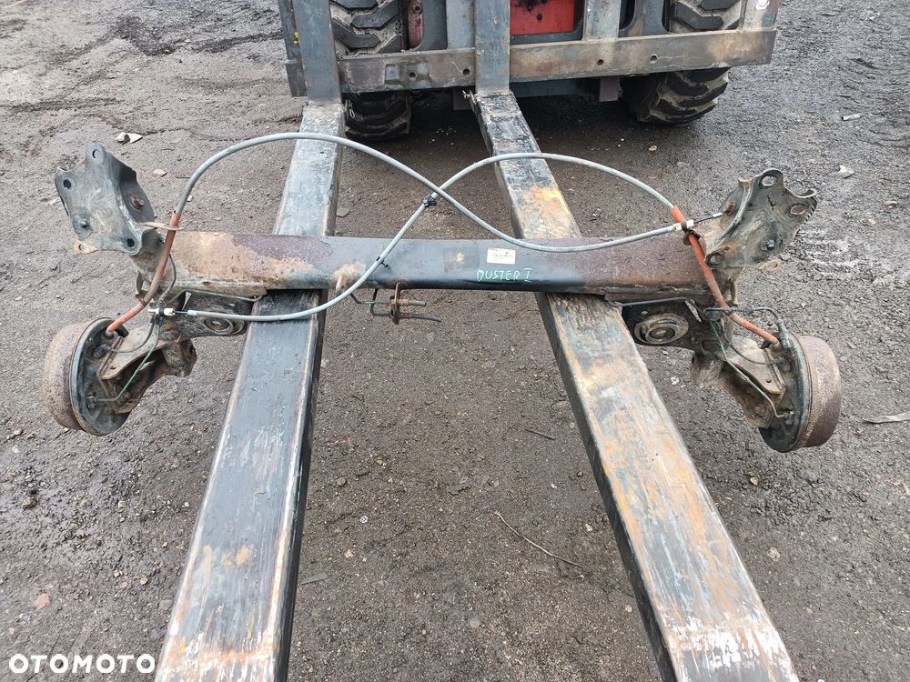 BELKA ZAWIESZENIA TYŁ DACIA DUSTER I