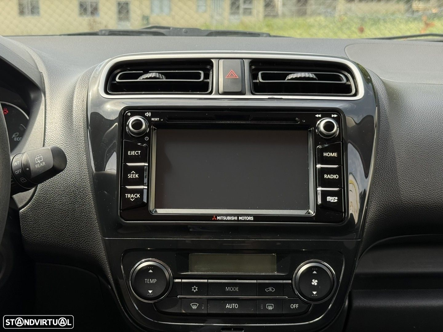 Mitsubishi Space Star 1.2 Intense Connect Edition - 13