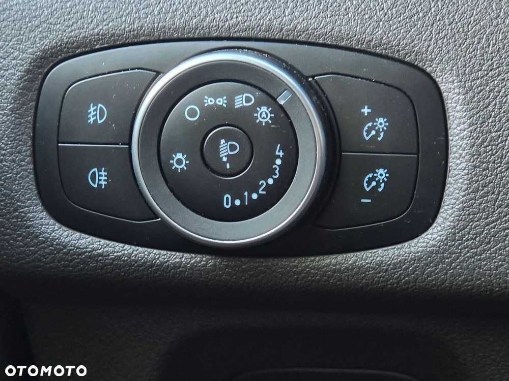 Ford Tourneo Custom 2.0 TDCi L2 Titanium SelectShift - 28