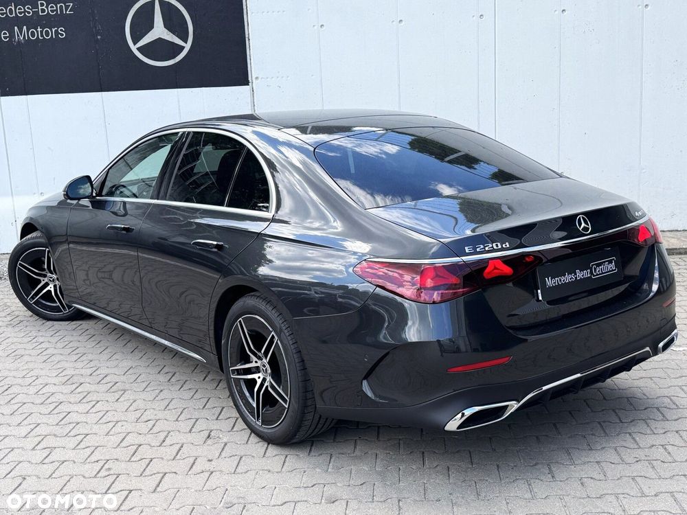 Mercedes-Benz Klasa E 220 d mHEV 4-Matic AMG 9G-Tronic - 5