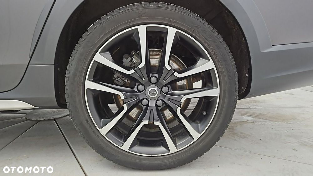 Volvo V90 Cross Country B5 D AWD Core - 25