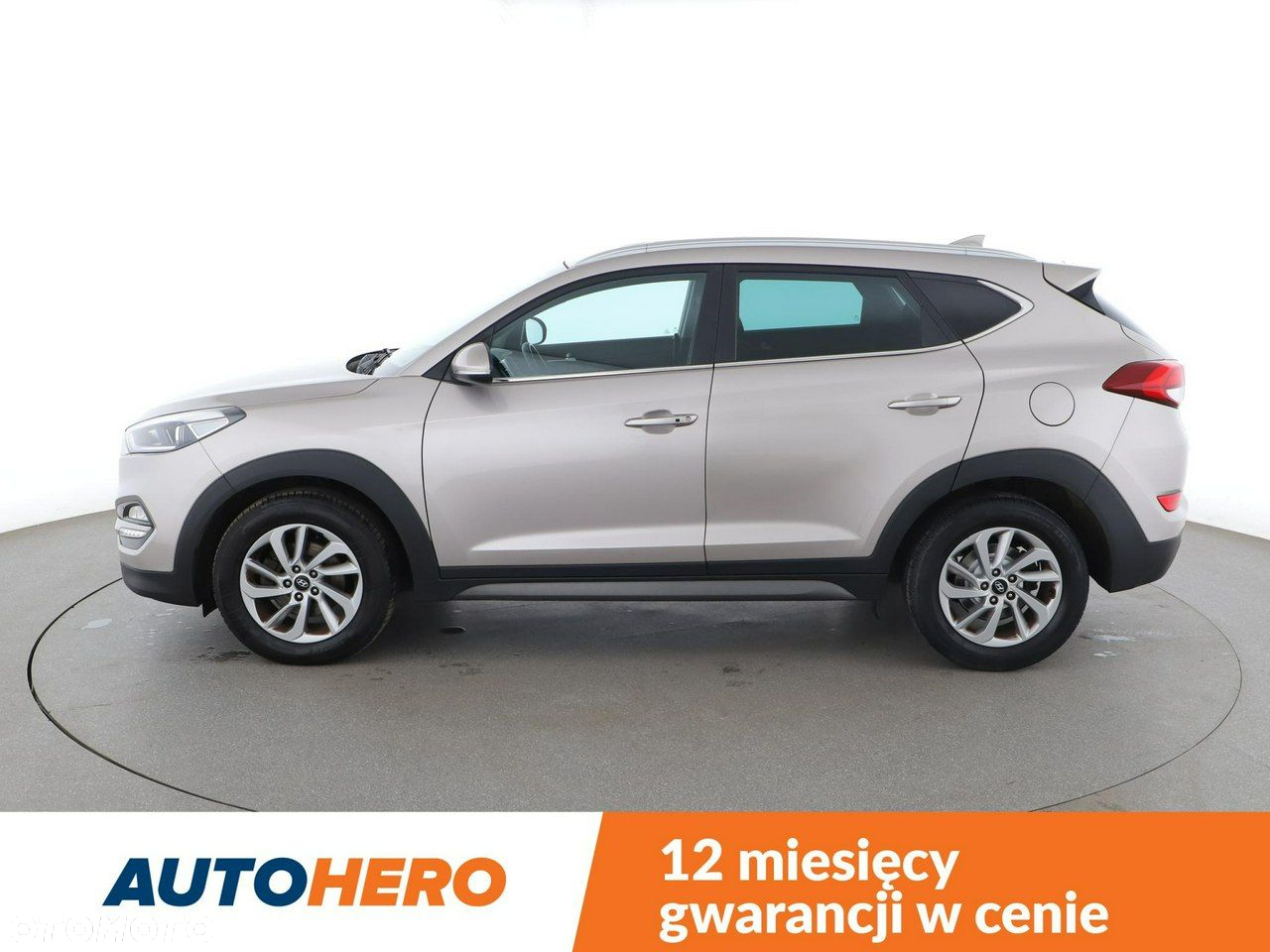 Hyundai Tucson 1.7 CRDI BlueDrive Style 2WD - 2