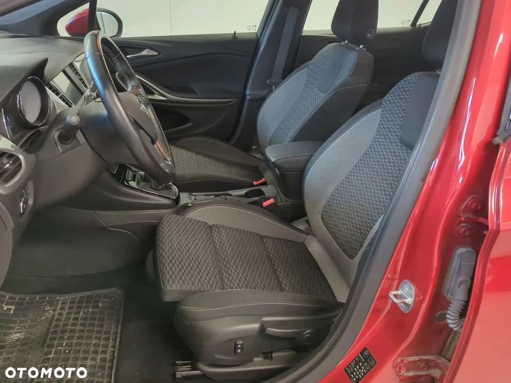 Opel Astra V 1.2 T GS Line S&S - 6