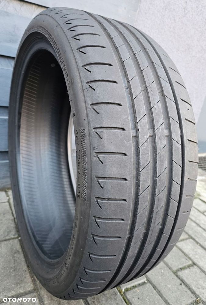 Bridgestone Turanza T005 225/40R19 93 Y BMW RSC