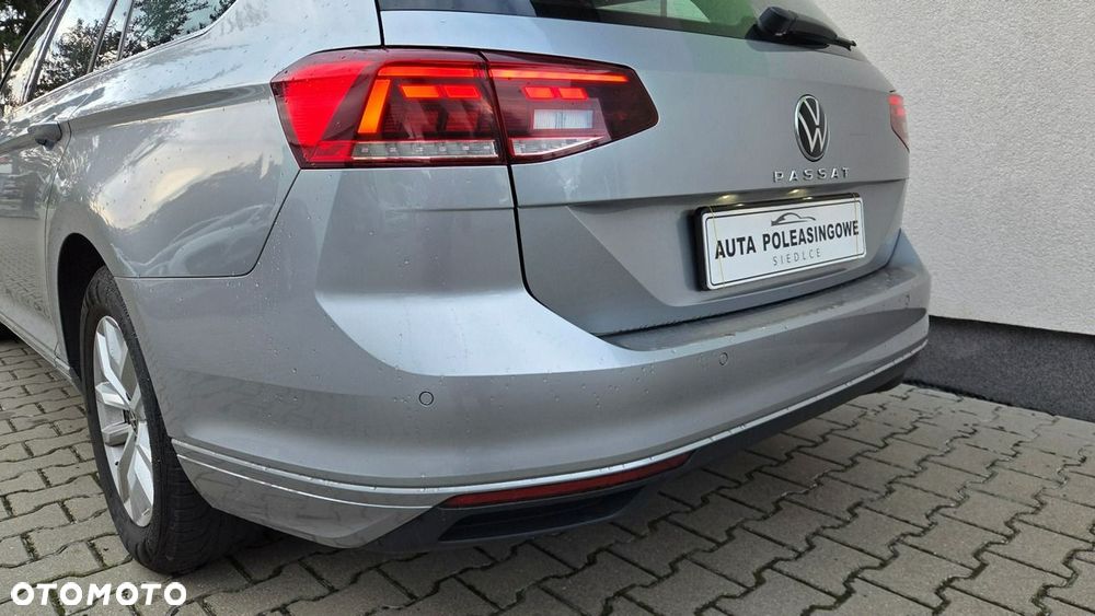 Volkswagen Passat - 8