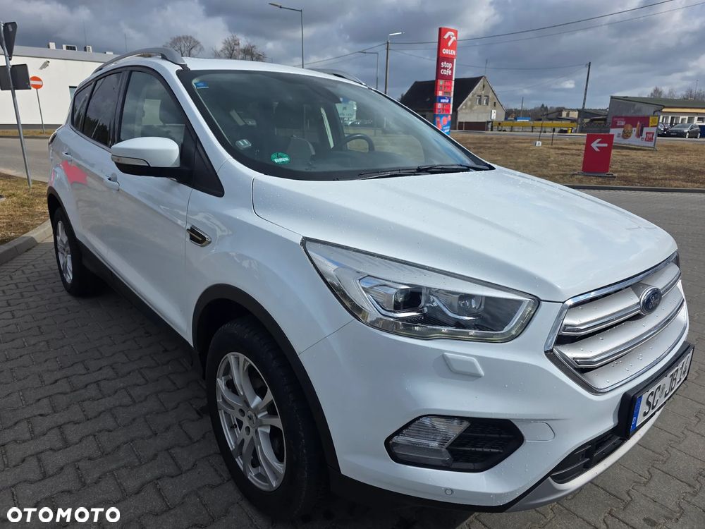 Ford Kuga 1.5 EcoBoost 2x4 Titanium - 5