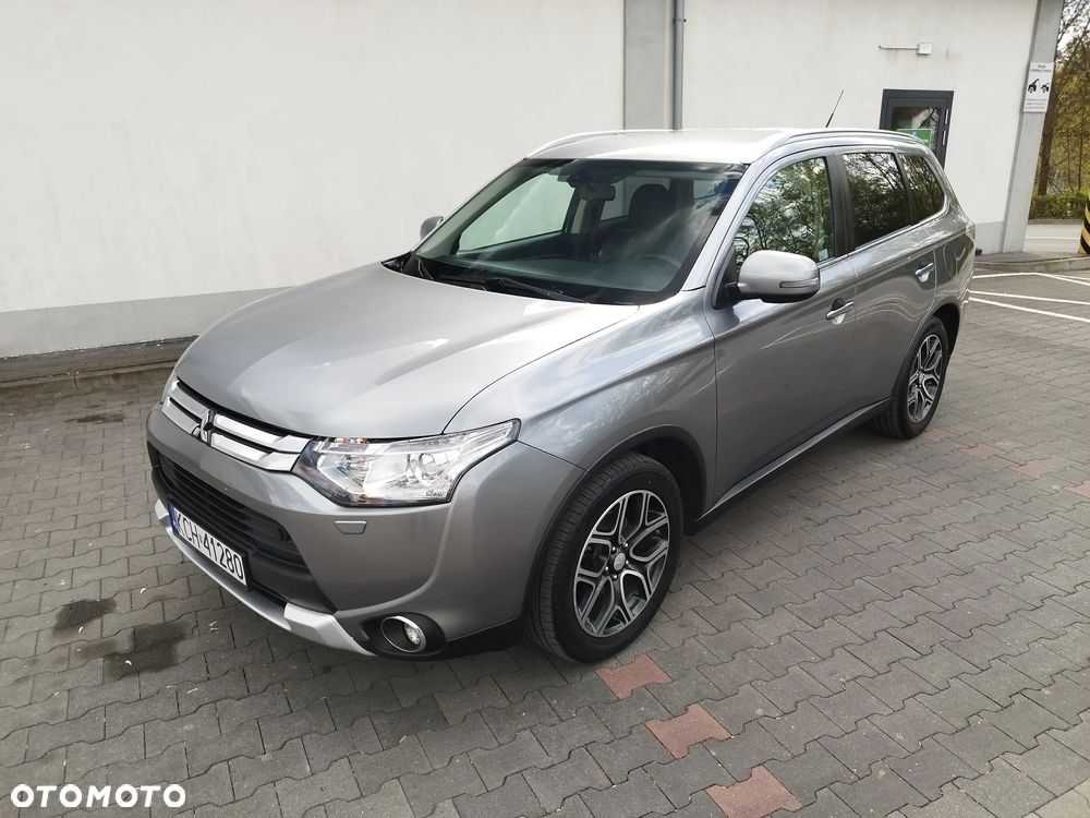 Mitsubishi Outlander 2.0 4WD CVT Diamant Edition+ - 1