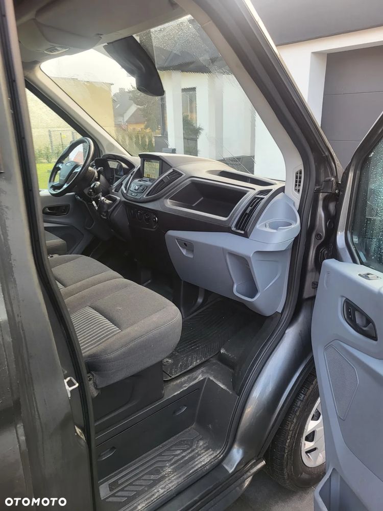 Ford Transit - 13