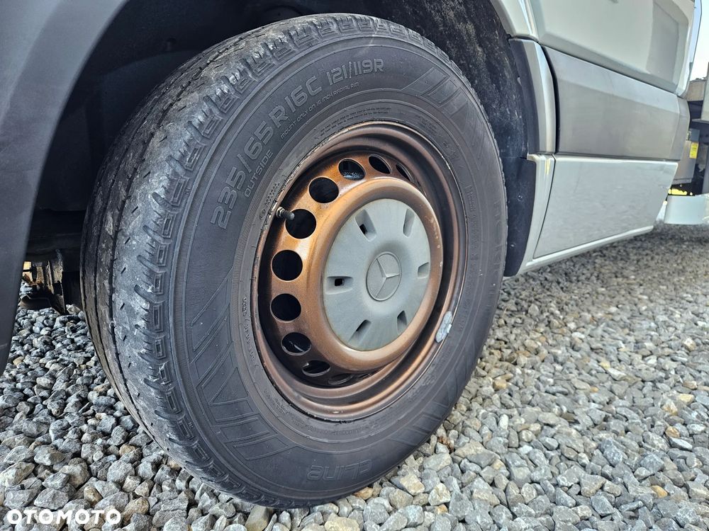 Mercedes-Benz Sprinter 319 CDI 7G-Tronic - 37