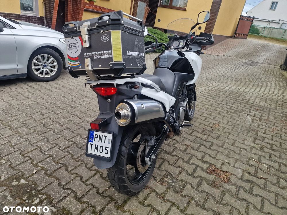 Suzuki V-STROM - 4